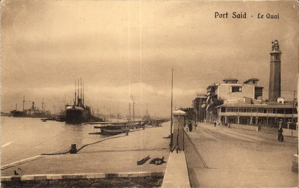 Port Said - O Cais — editor The Cairo Postcard Trust, série 208 - Frente