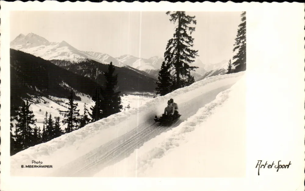 Alpine-Ski — Schlittenfahrt — Foto E. MEERKÄMPER — Kunst und Sport - Vorderseite