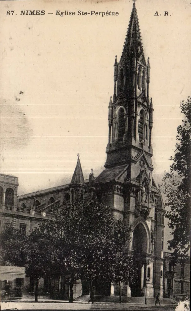 Nîmes — Igreja de Santa Perpétua — A.R. n°87 - Frente