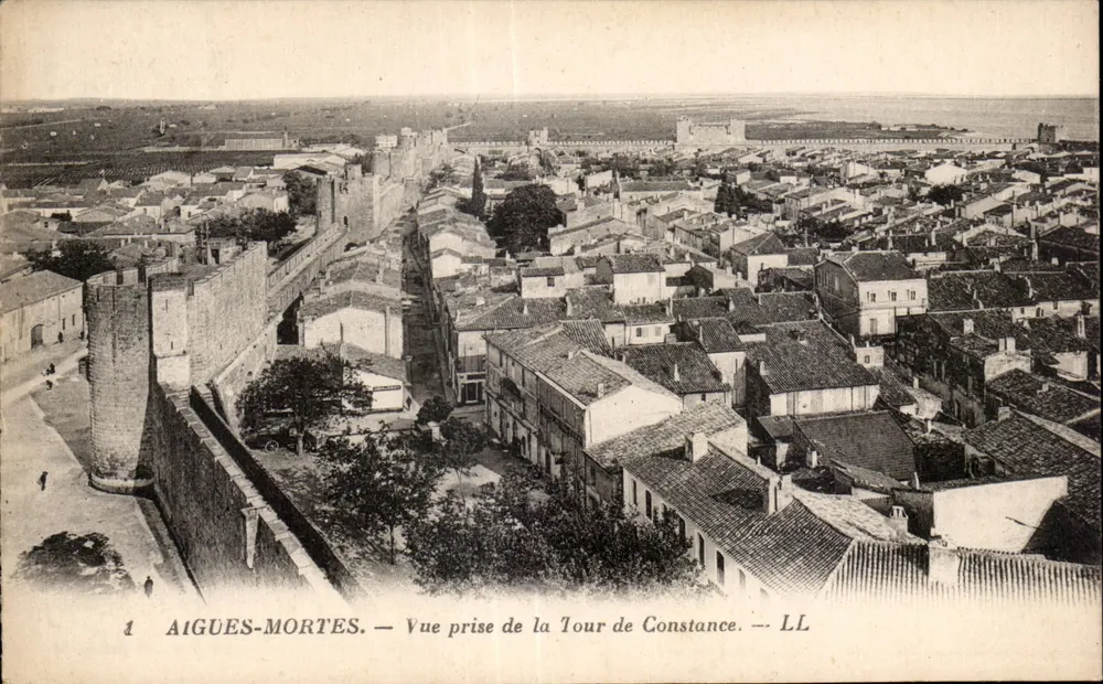 Aigues-Mortes — Ansicht vom Turm von Constance — LL - Vorderseite