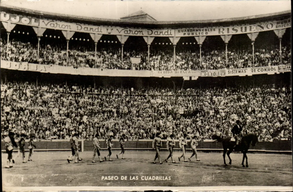 Paseo das Cuadrillas — Toreo — Taller A. ZERKOWITZ, Barcelona - Frente