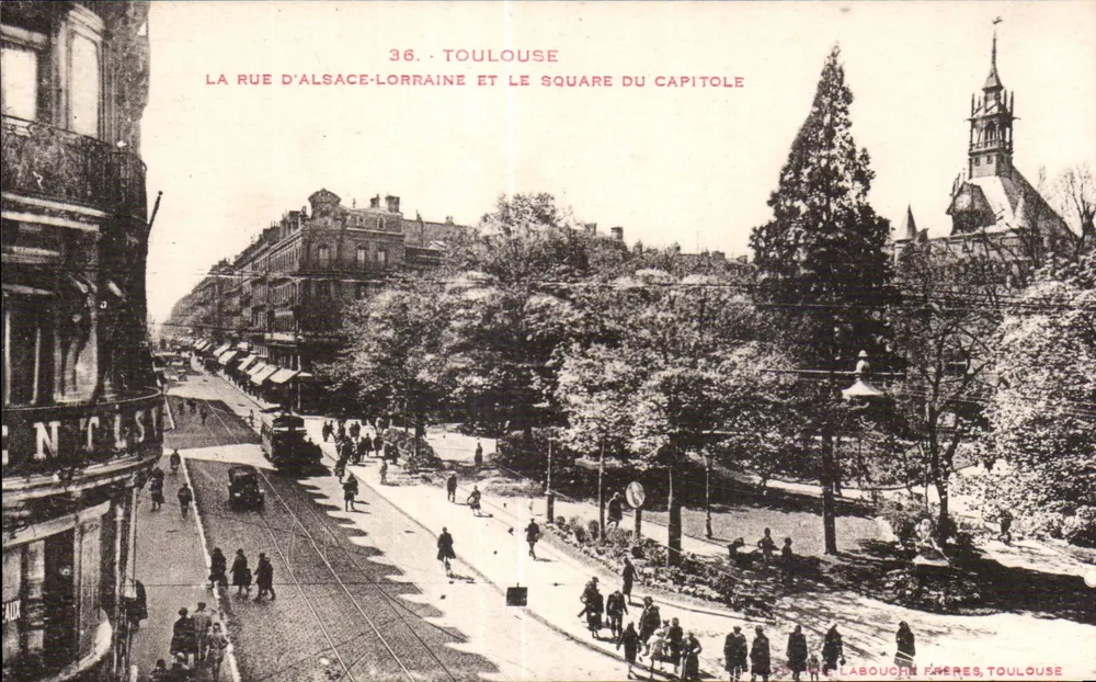 Toulouse — Die Straße von Elsass-Lothringen und der Capitole-Platz — Labouche Frères, Toulouse - Vorderseite