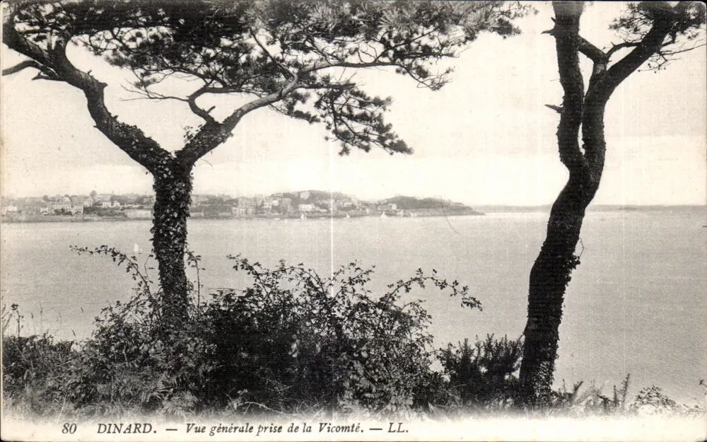 Dinard — Vista geral tirada da Vicomté — LL. - Frente