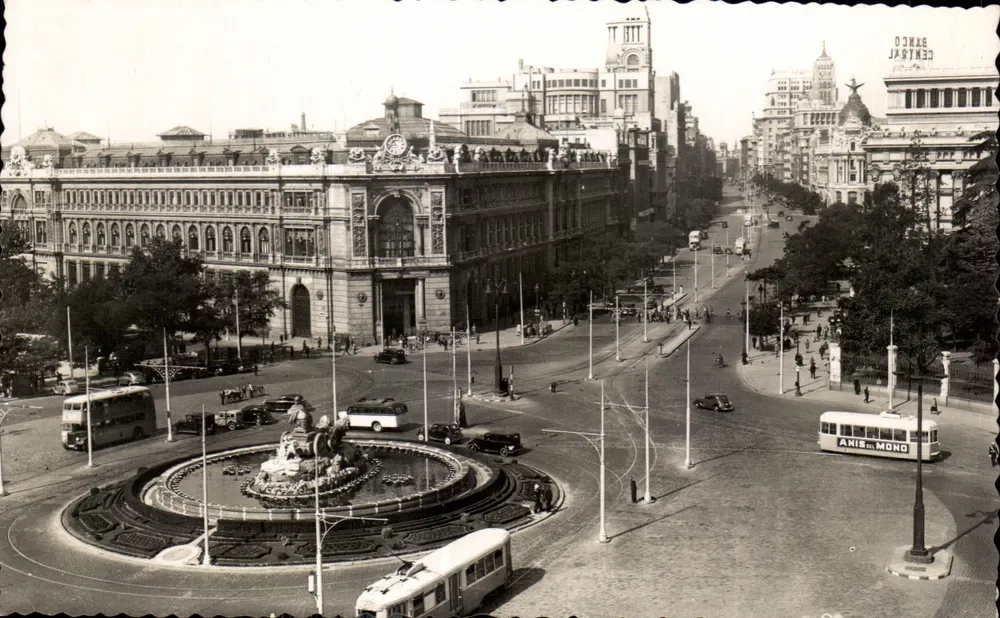 Madrid — Piazza Cibeles e fonte — Edições F. Molina - Frente