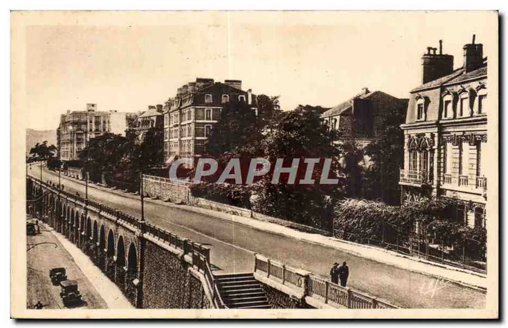 Pau - O boulevard dos Pirineus — Éditions Labouche (Toulouse) - Frente