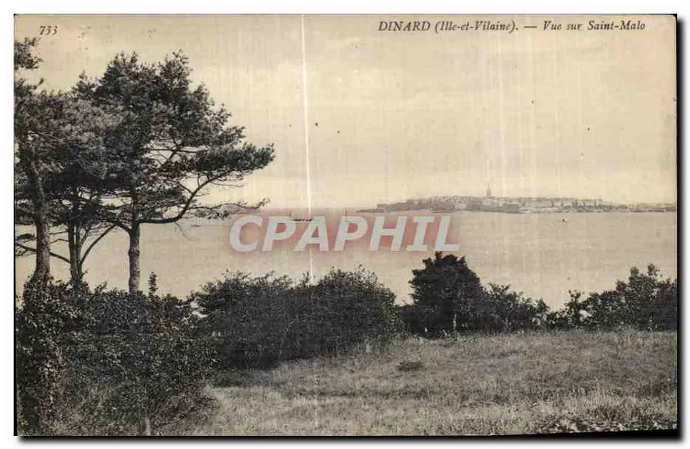 Dinard (Ille-et-Vilaine) — Vista sobre Saint-Malo - Frente