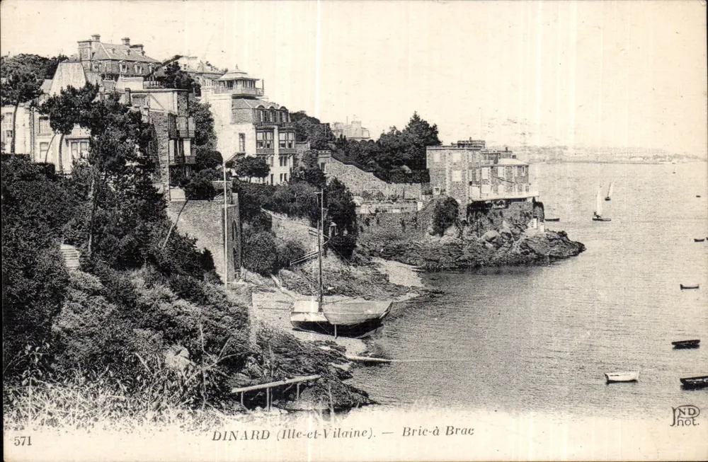 Dinard (Ille-et-Vilaine) — Bric-à-Brac - Frente