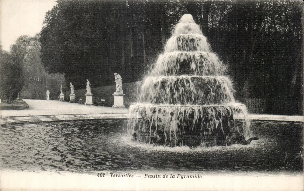 Versailles — Basen przy Piramidzie — wydawca E.D.A. n°402 - Awers
