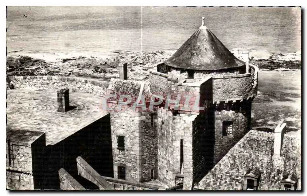 Zamek w Saint-Malo — widok z lotu — wydawca nieznany, nr 446 - Awers