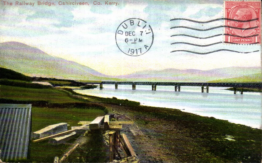 Le Pont Ferroviaire, Cahirciveen, Co. Kerry — Verlag Hely's Limited, Dublin - Vorderseite