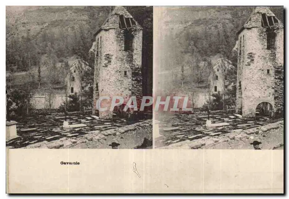 Gavarnie — ruínas de um castelo em um paisagem montanhosa — sem editor ou número visível - Frente