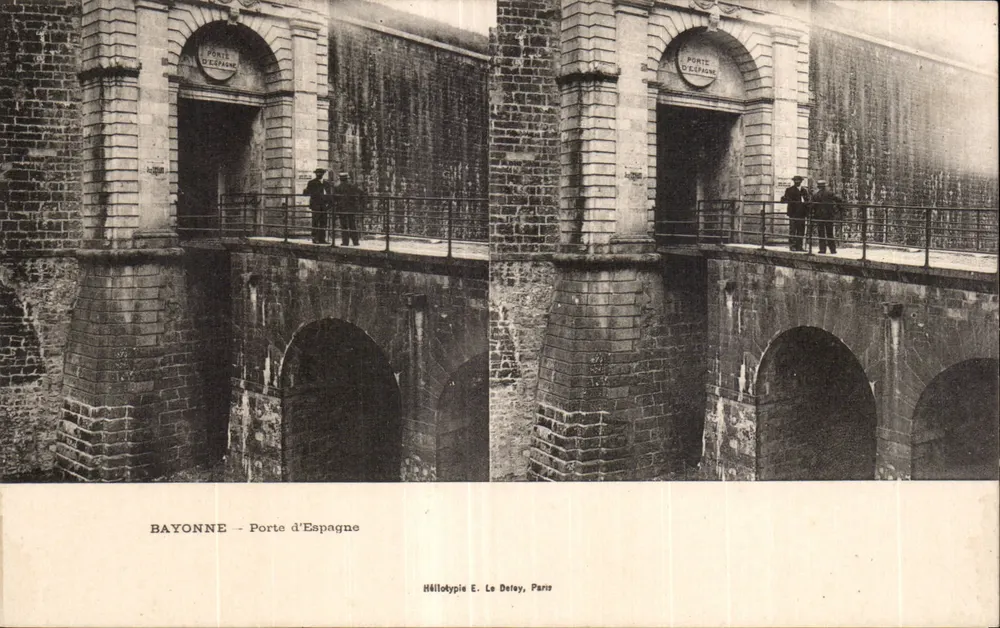 Bayonne - Tor von Spanien — Héliotypie E. Le Defey, Paris - Vorderseite