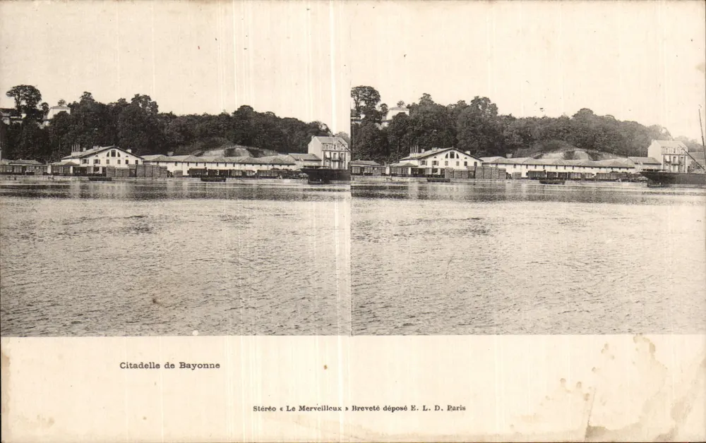 Citadelle von Bayonne — Ansicht des Hafens — stereo « Le Merveilleux » patentiert eingereicht E. L. D. Paris - Vorderseite