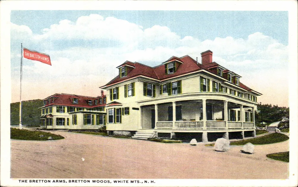 The Bretton Arms, Bretton Woods, White Mountains, N.H. — Verleger Atkinson News Co., Tilton, N.H. - Vorderseite