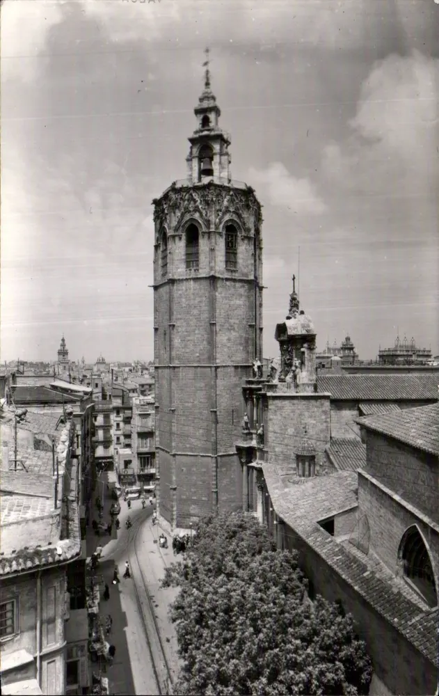 सेंट-मिगुएल के चर्च के टॉवर — वैलेंसिया — प्रकाशक क्रिस-एडम, संख्या 116 - आगे