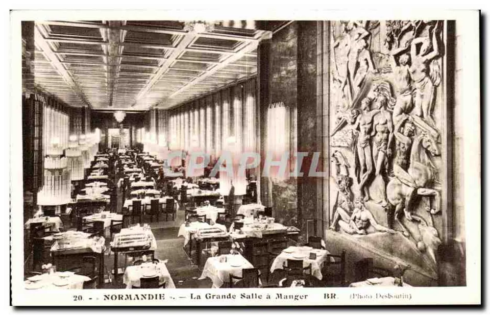 Normandie — Die Große Speithalle — Photo Desboutitt - Vorderseite