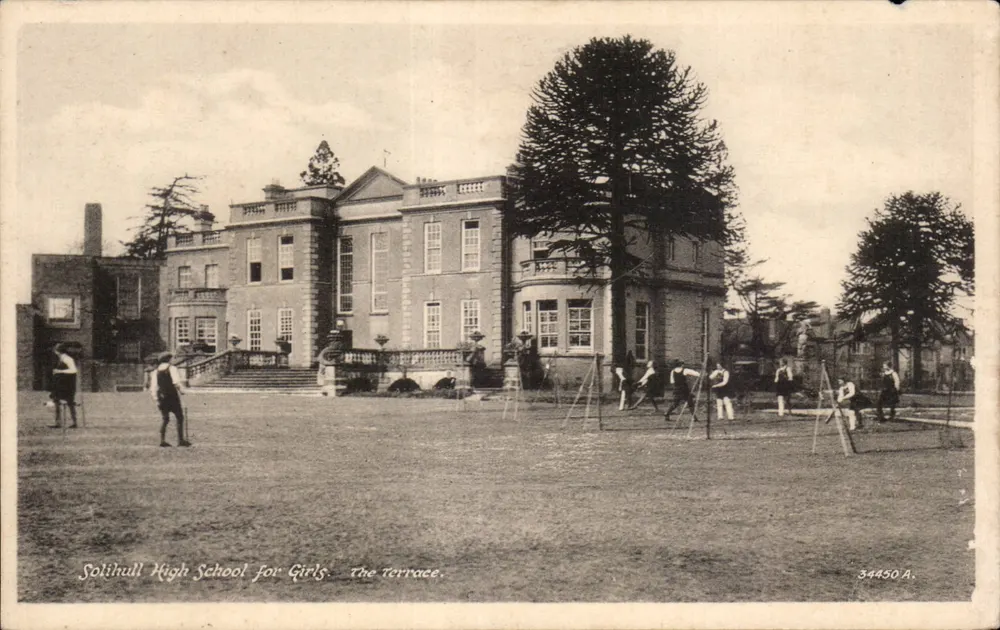 Solihull High School for Girls — The Terrace — Marson & Co., Solihull - Vorderseite