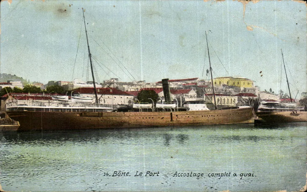Bône. Der Hafen — Vollständiger Anlegevorgang am Kai — Ausgabe Aqua-Photo L.V.S. n°14 - Vorderseite