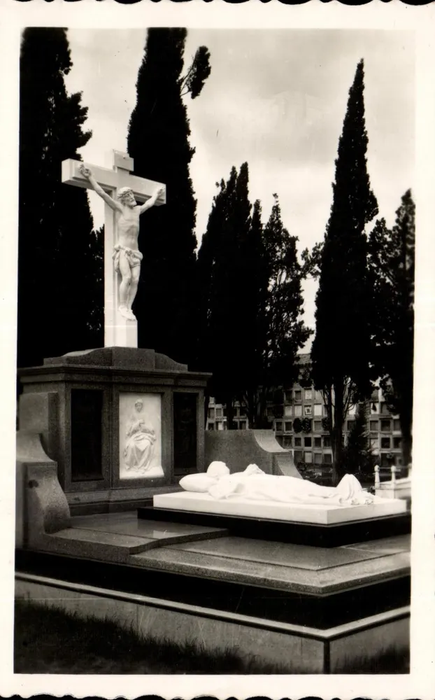 Mausoleum von Manuel Rodríguez — Das Stier 'Manolete' — Editions ARRIAS, Córdoba - Vorderseite