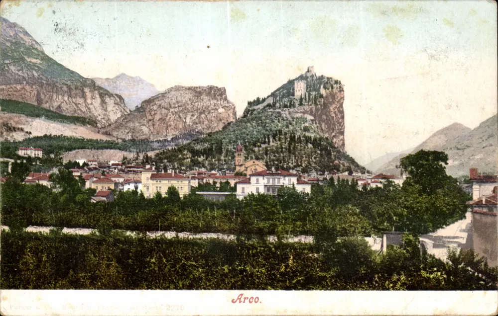 Arco — visão panorâmica com castelo em rochedo — Purcaro & Cie, n° 2270 - Frente