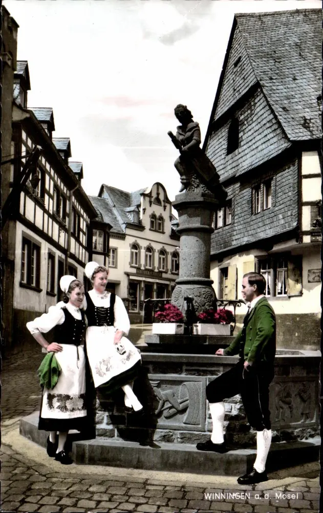 Winningen a.d. Mosel — Ao Weinhexenbrunnen — editor desconhecido, número de série 150 - Frente