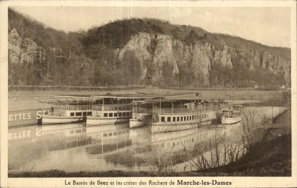 Der Beez-See und die Gipfel der Rochers de Marche-les-Dames — Splendid Photo, Ed. Vranken - Vorderseite
