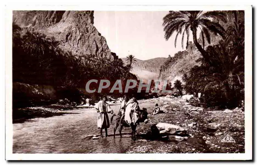 Gorges do rio — paisagem com homens e jumento — editor CEA - Frente