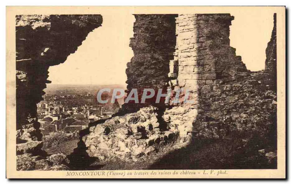 Moncontour (Yonne) — Ansicht durch die Ruinen des Schlosses — L. V. phot. - Vorderseite
