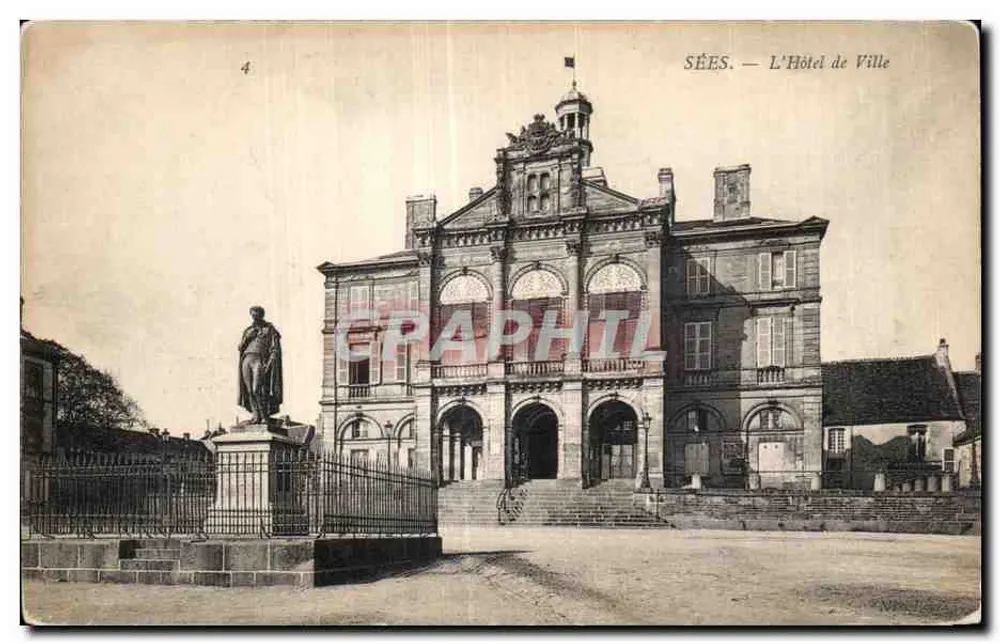 Sées — O Hotel de Ville — Graphphil, n°4 - Frente