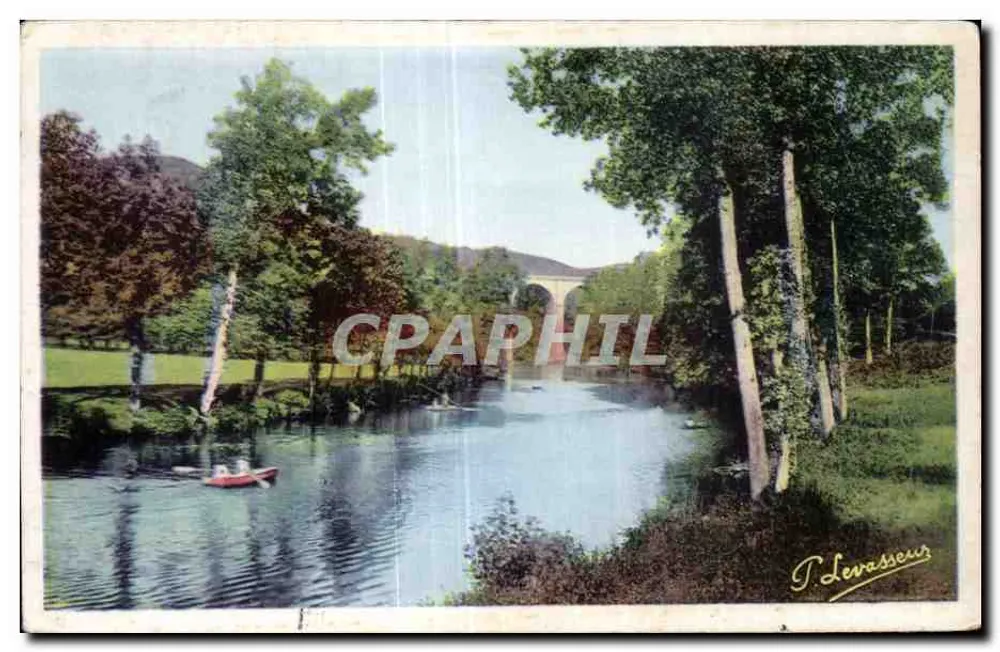 Flusslandschaft mit Bogenbrücke — T. Levassieux - Vorderseite