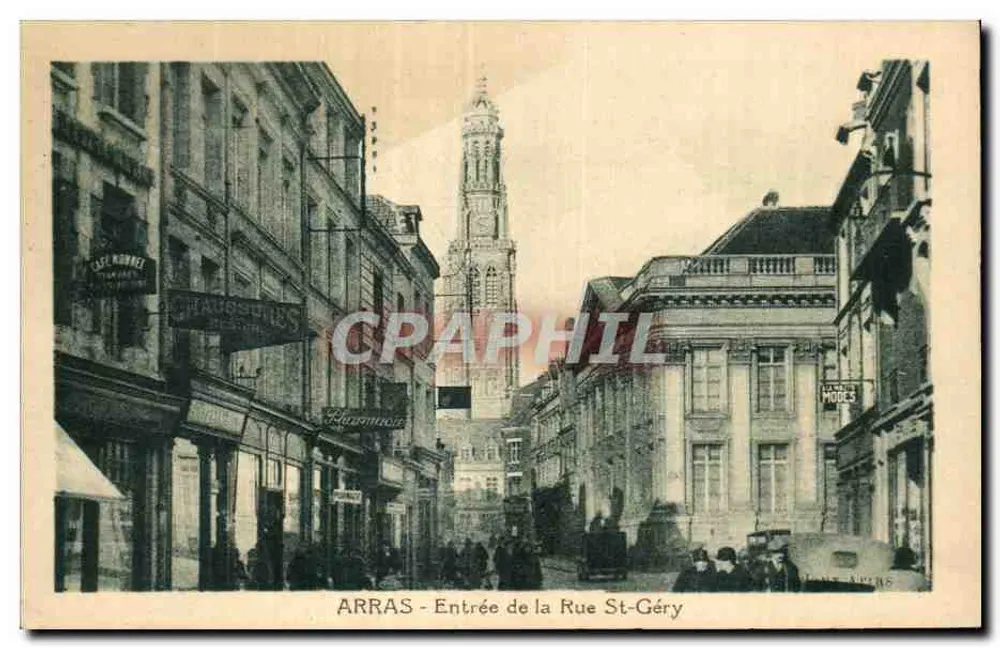 Arras - Entrada da Rue St-Géry — vista da torre da igreja Saint-Pierre - Frente