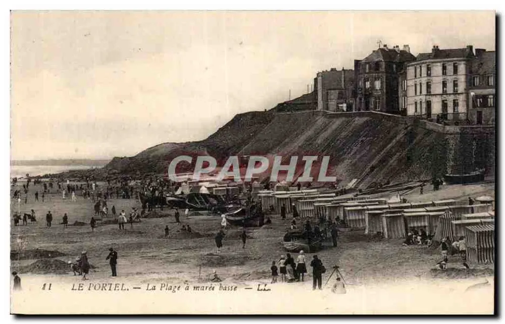 Le Portel — A praia com maré baixa — LL - Frente