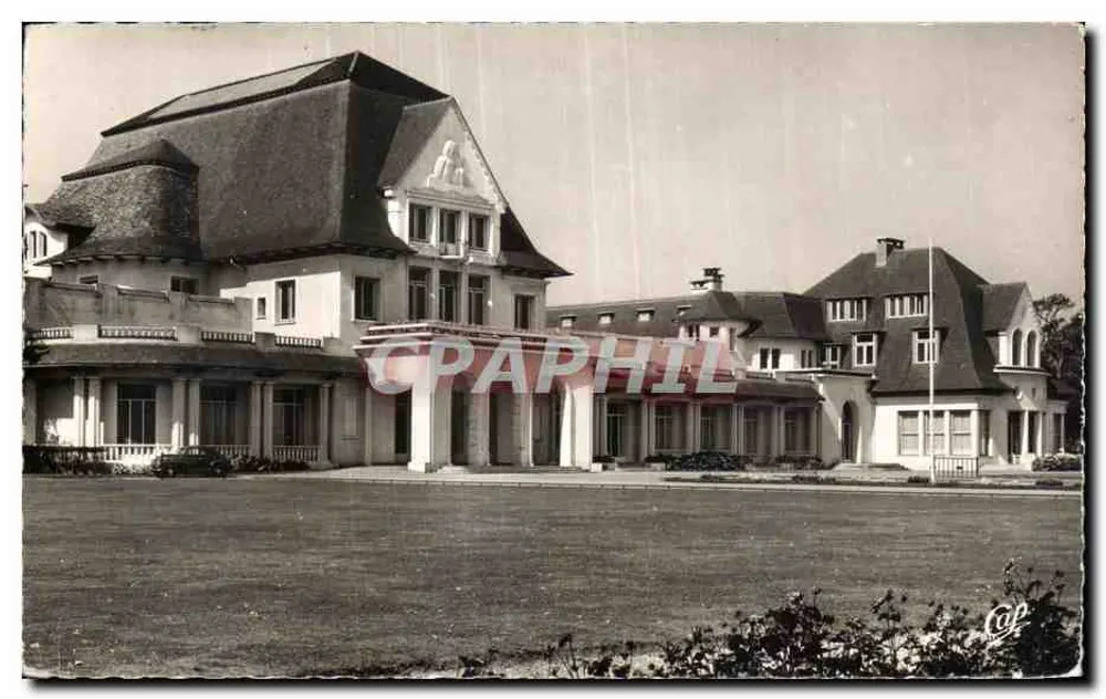 Hotel de luxo na campina — número de série ilegível - Frente