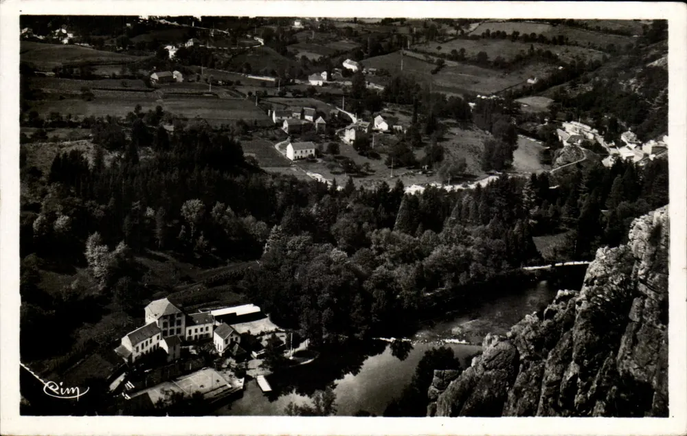 Châteauneuf-les-Bains — Das Hotel des Méritis in seinem grünen Nest — Sammlung Antonin Rocha - Vorderseite