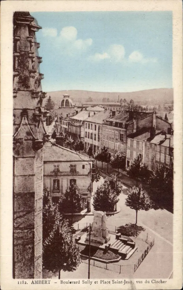 Ambert — Boulevard Sully und Place Saint-Jean, gesehen vom Turm - Vorderseite