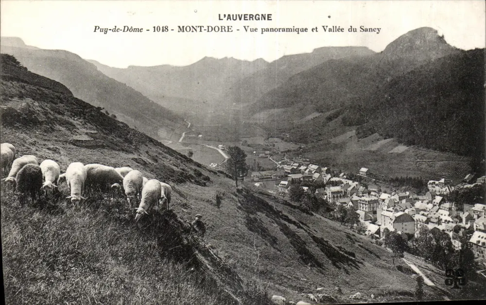 Puy-de-Dôme - 1018 - Mont-Dore - Panoramablick und Tal des Sancy — Auvergne - Vorderseite