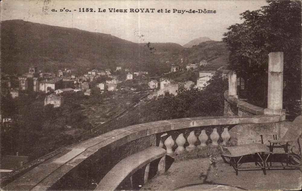 Stary Royat i Puy-de-Dôme — widok panoramiczny — J. Gostefangues, wyd., nr 1152 - Awers