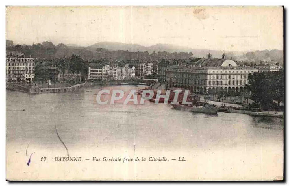 Bayonne — Allgemeiner Blick vom Schloss aus — LL. - Vorderseite