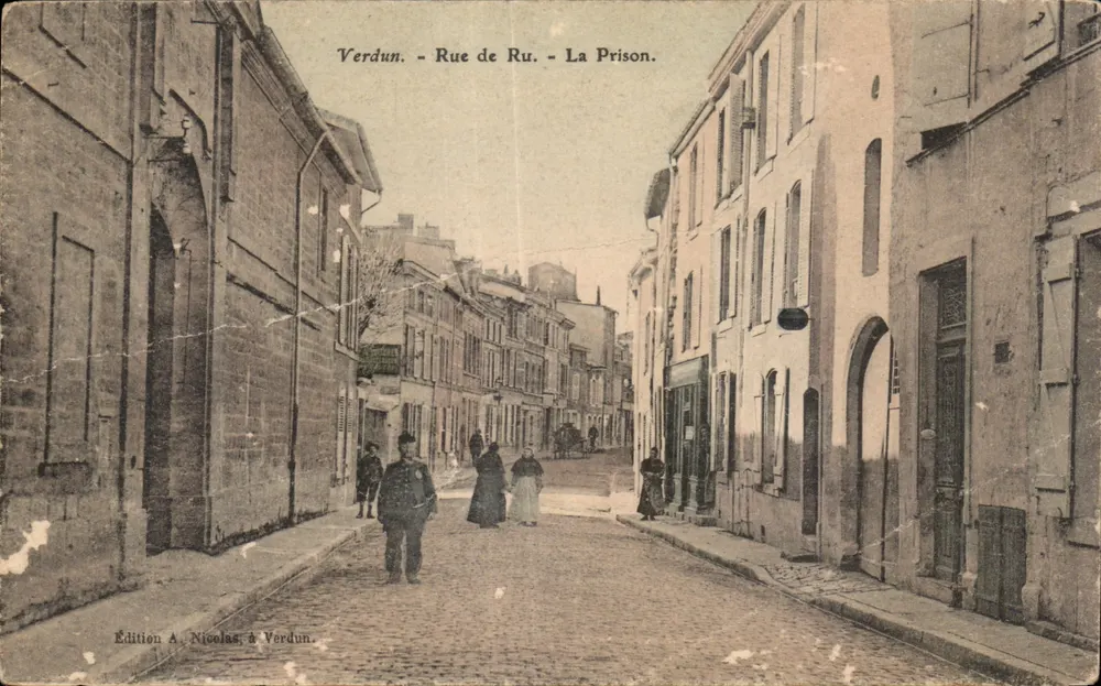 Verdun - Rue de Ru - La Prison. - Édition A. Nicolas, à Verdun. - Frente