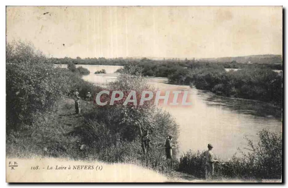 La Loire w NEVERS — widok rzeki z kilkoma osobami — F. R. n° 108 - Awers
