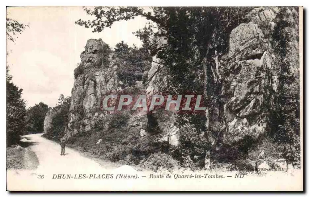 Dhun-les-Places (Nièvre) — Straße nach Quarré-les-Tombes — Verlag A. Montrion-Bemaitre, Nr. 36 - Vorderseite