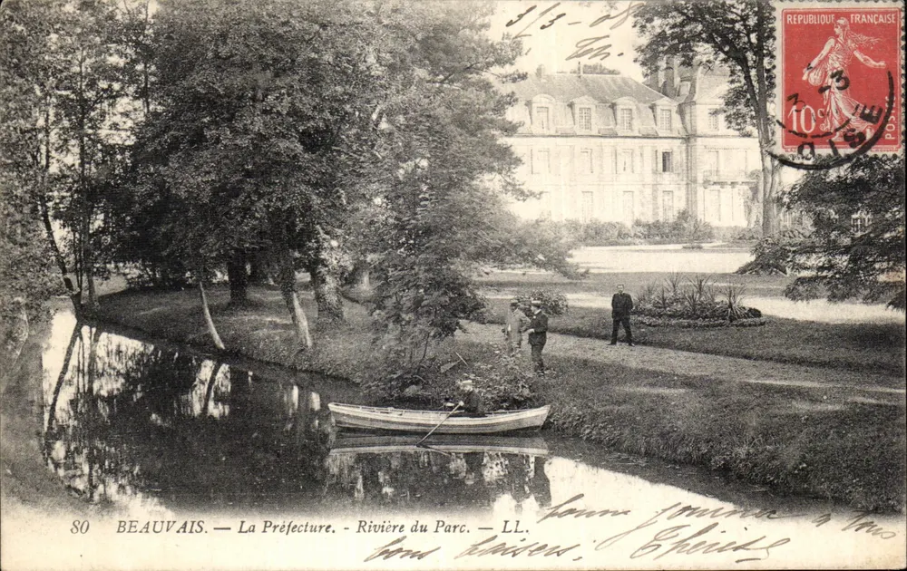 Beauvais — A Prefeitura — Rio do Parc — LL. - Frente