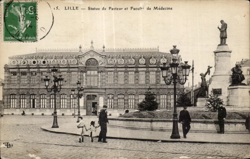 LILLE — Estátua de Pasteur e Faculdade de Medicina — Editor E. L. D. - Frente