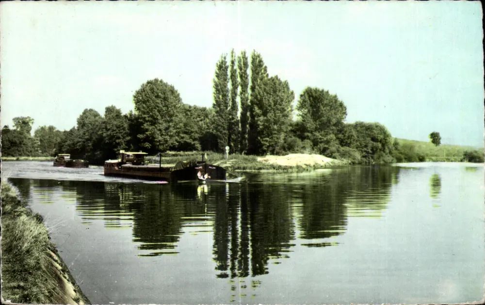 Compiegne (Oise) — O confluente do Oise e do Aleng — Foto W. Boffet (Nisèvre) - Frente