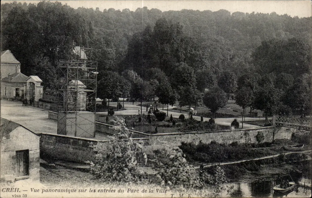 Creil — Panoramablick auf die Eingänge des Stadtparks — T.M.K. visa 59 - Vorderseite