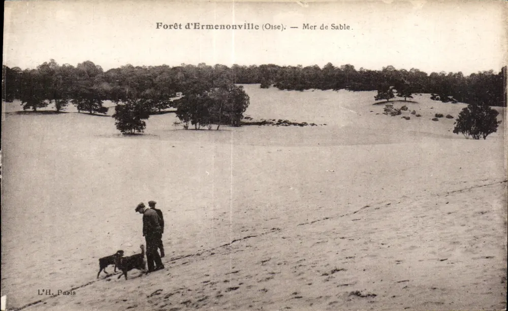 Floresta de Ermenonville (Oise) — Mar de Areia — L'H. Paris - Frente