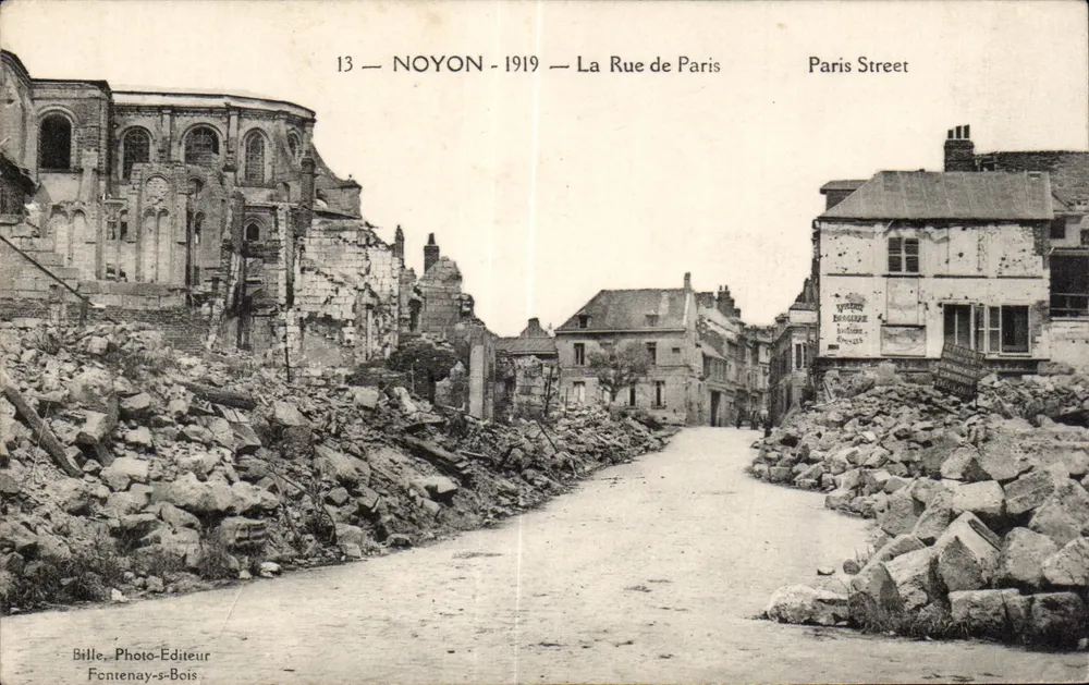 Noyon — La Rue de Paris — 1919 — Bille, Photo-Editeur, Fontenay-s-Bois - Vorderseite