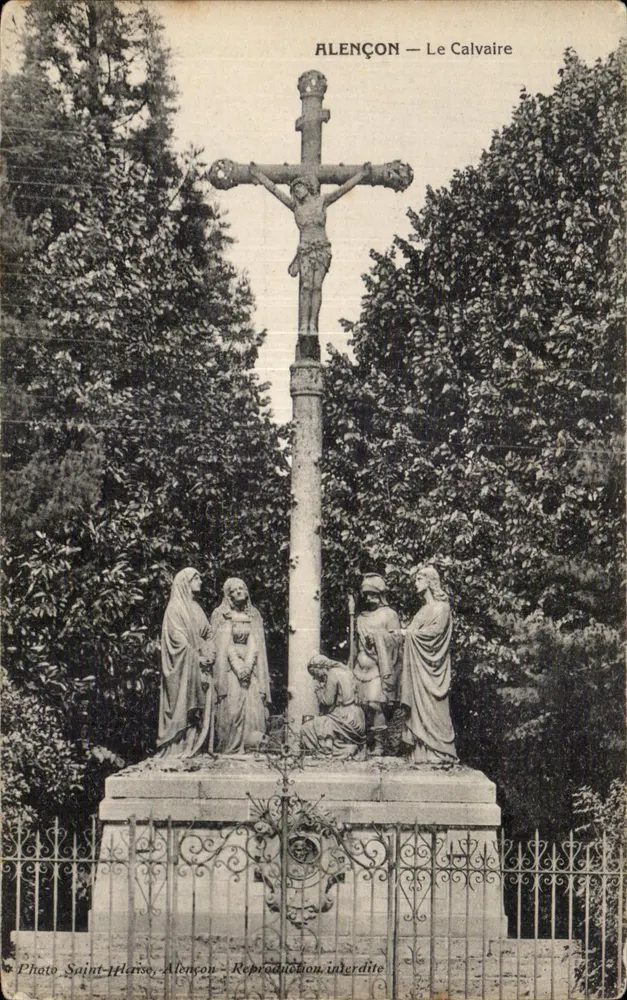Alençon — O Calvário — Foto Saint-Herise - Frente