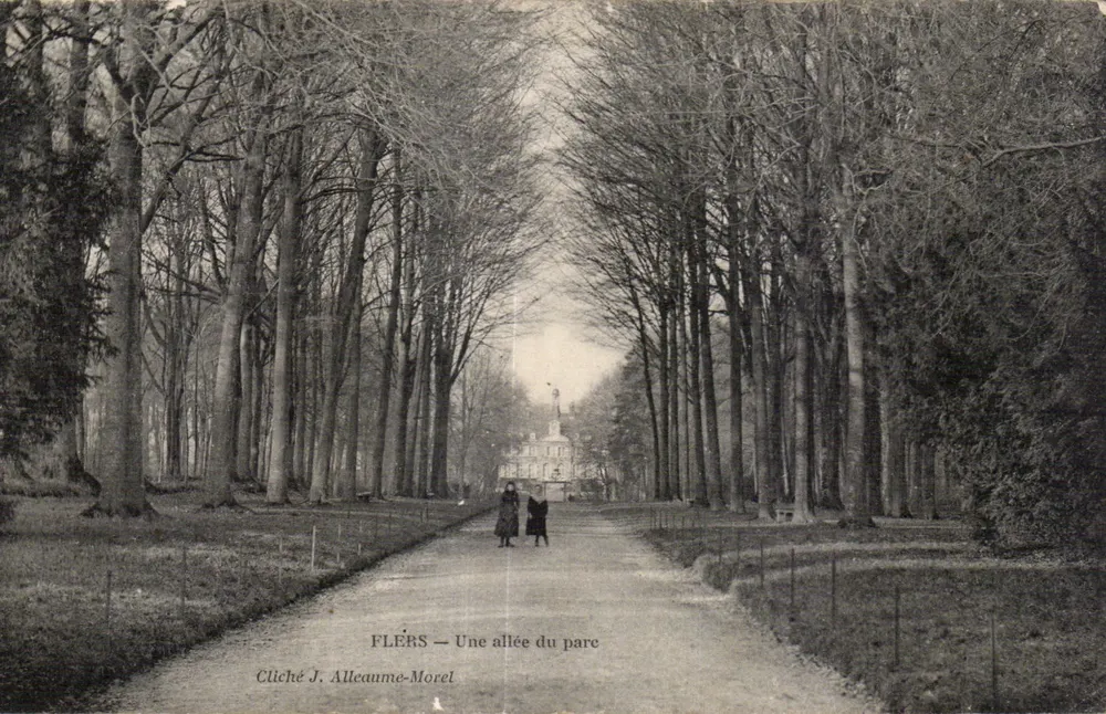 Flers — Uma avenida do parque — Cliché J. Alleaume-Morel - Frente