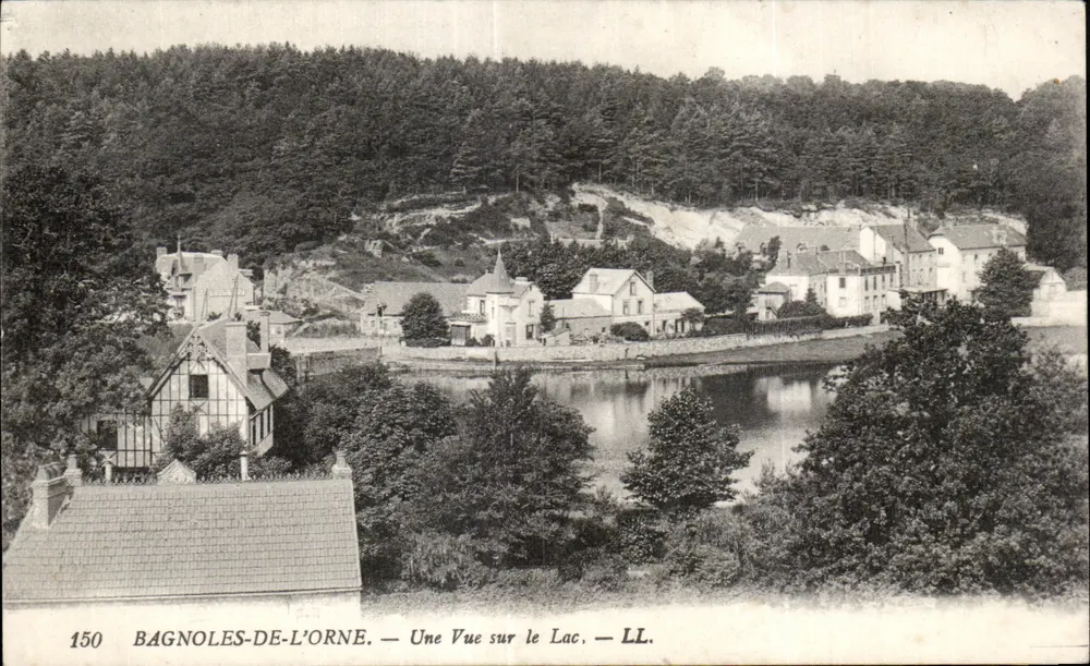 Bagnoles-de-l'Orne — Eine Ansicht über den See — LL. N° 150 - Vorderseite